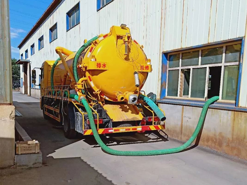 瑞昌厂区化粪池清理